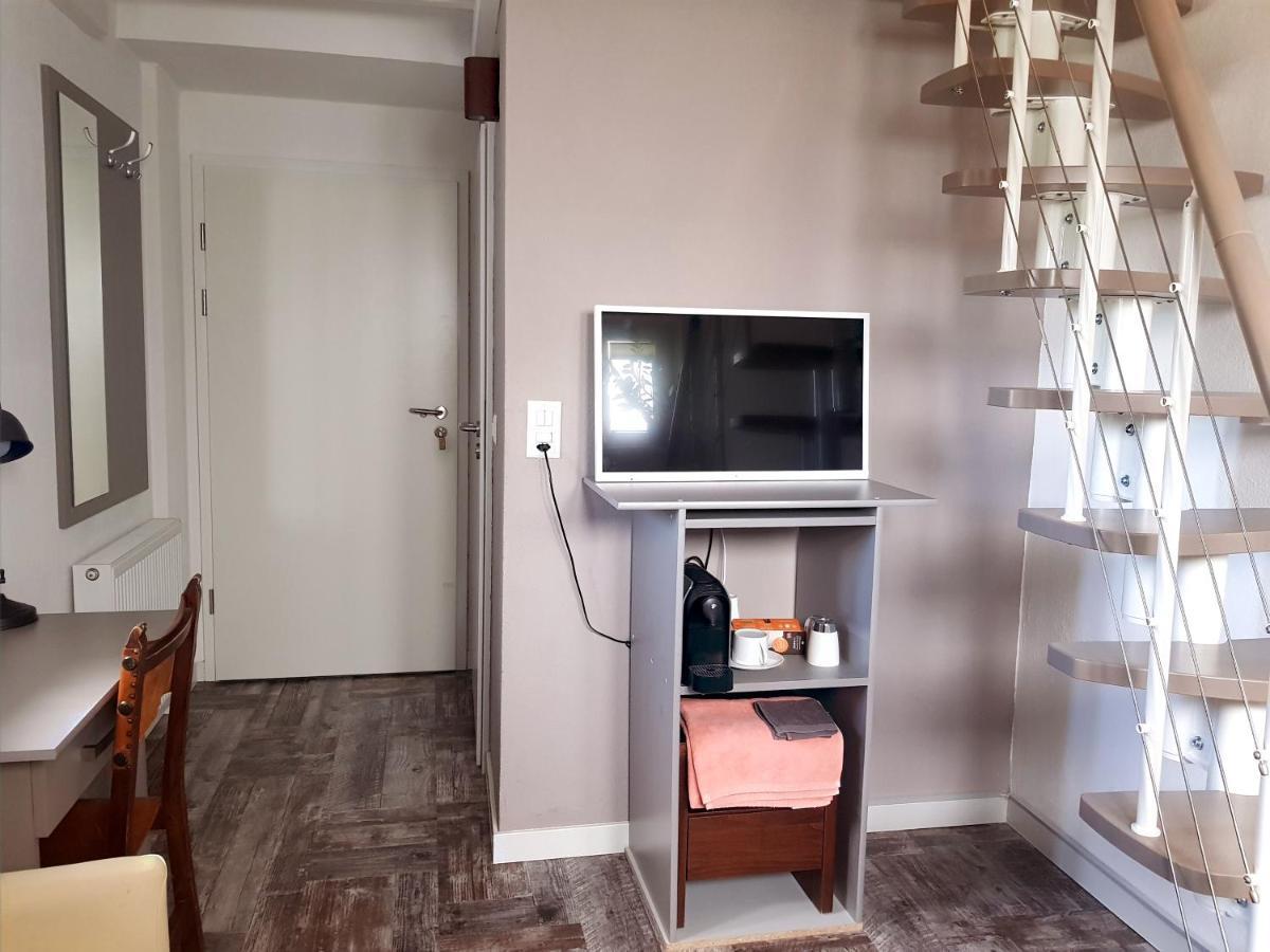 Bnb Comfort Guesthouse Olten - Lostorf Bagian luar foto