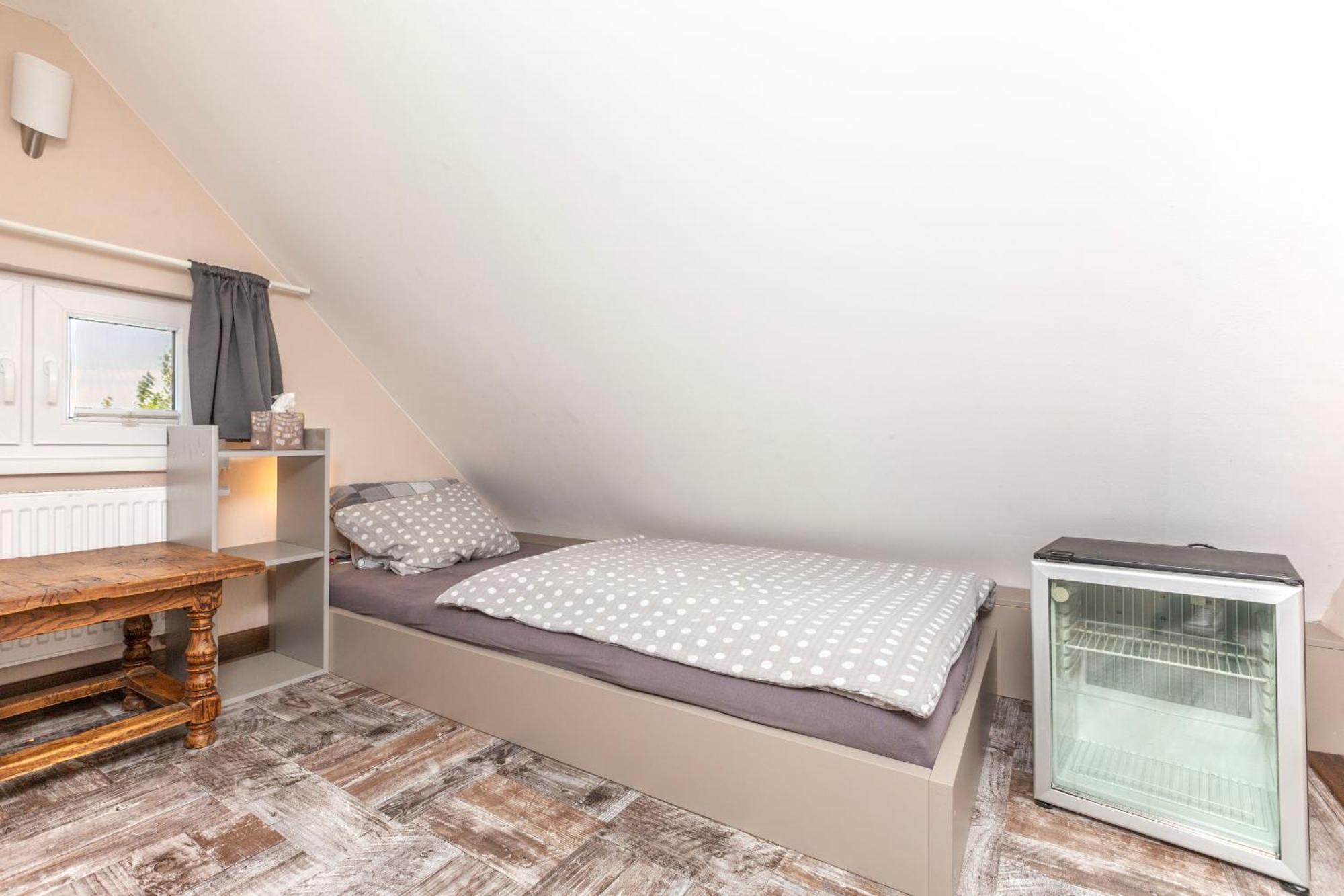 Bnb Comfort Guesthouse Olten - Lostorf Bagian luar foto