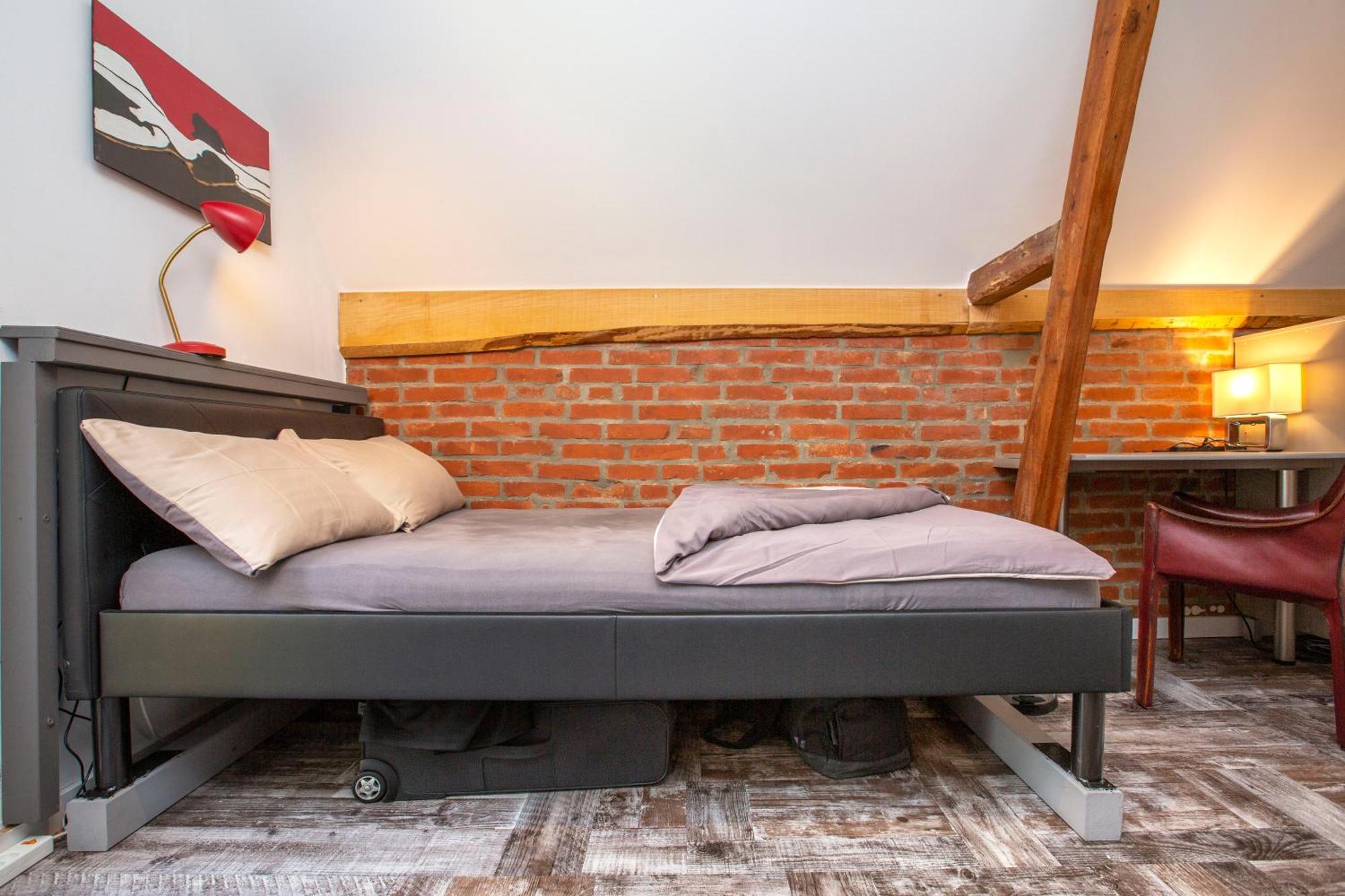 Bnb Comfort Guesthouse Olten - Lostorf Bagian luar foto