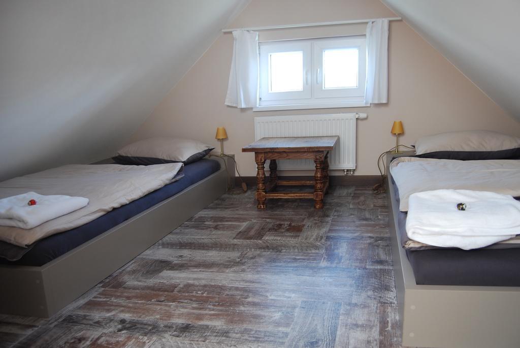 Bnb Comfort Guesthouse Olten - Lostorf Bagian luar foto
